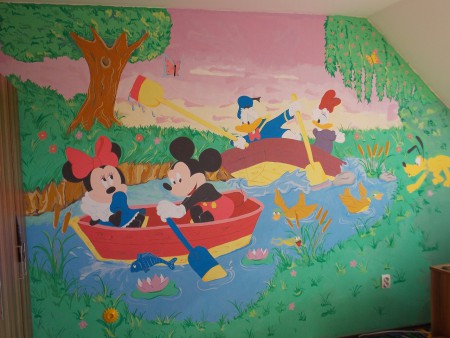 Mickey la plimbare cu barca